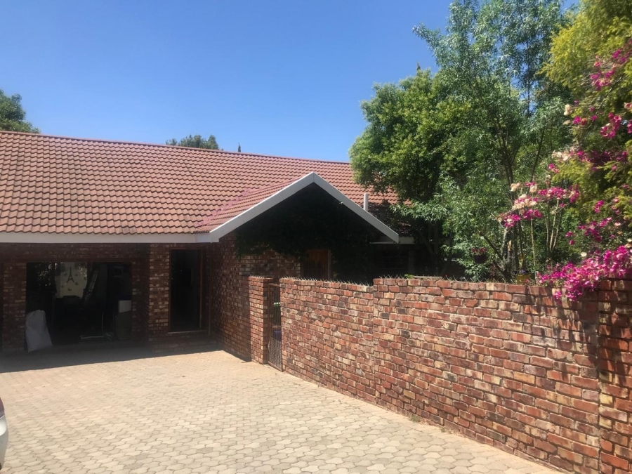 To Let 2 Bedroom Property for Rent in Pentagon Park Free State